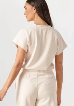 beige aimee the label t-shirt ingrid2
