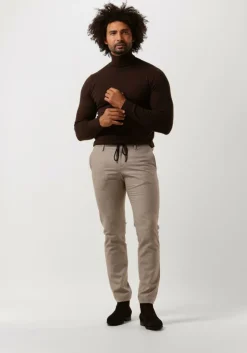 beige alberto chino jump