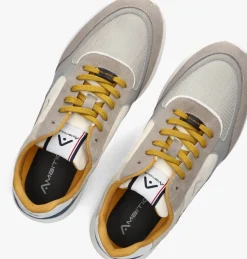beige ambitious lage sneakers arrow
