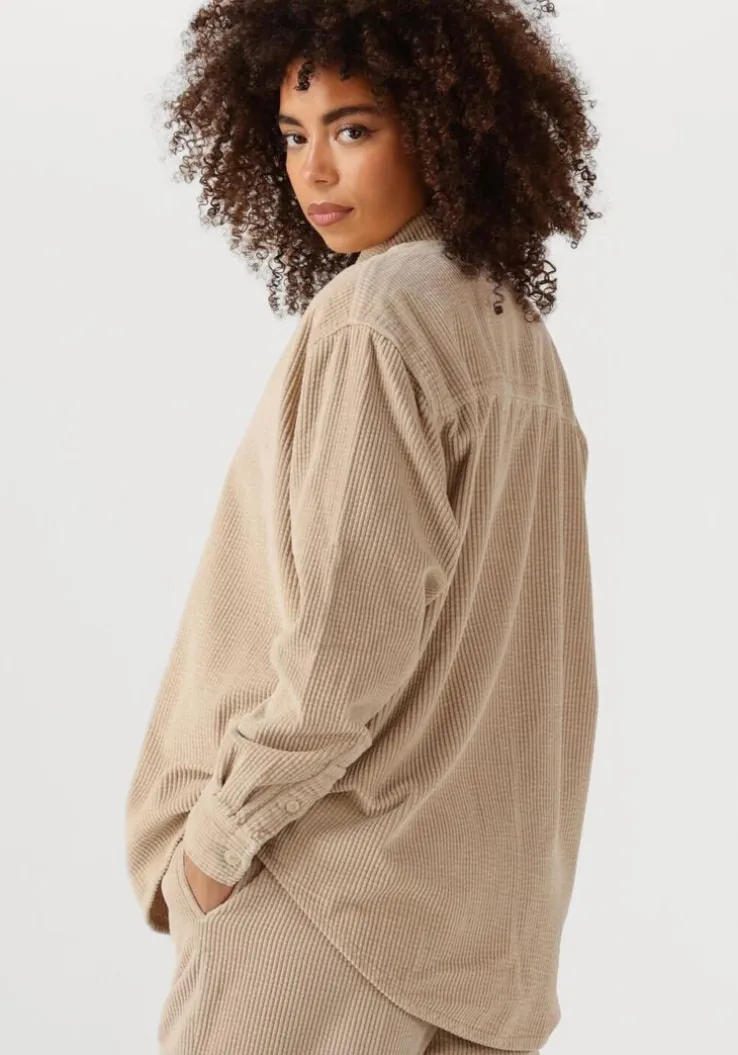 beige american vintage blouses padow