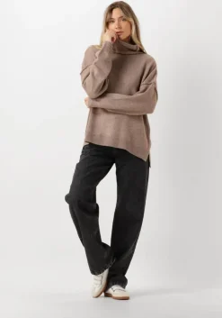 beige co'couture truien/vesten maja slit roll neck