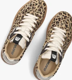 beige maruti lage sneakers yale