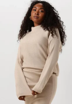 beige moscow trui 30-09-fatal