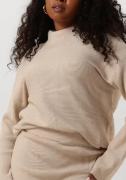 beige moscow trui 30-09-fatal