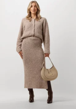 beige moves vest revira