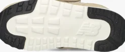 beige new balance lage sneakers nw574