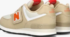 beige new balance lage sneakers pv574