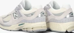beige new balance lage sneakers m2002 d