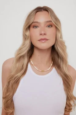 beige notre-v kettingen omss23-024