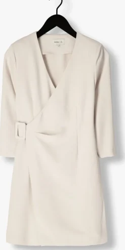 beige omoda atelier mini jurk om-bella x bo