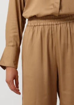 beige omoda atelier wijde broek x kae