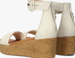 beige omoda sandalen 722025