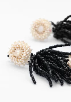 beige paulie pocket oorbellen fringe flair earrings