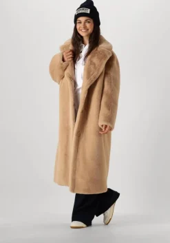 beige stand studio faux fur jas maria coat soft