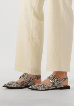 beige steve madden slingbacks grand ave