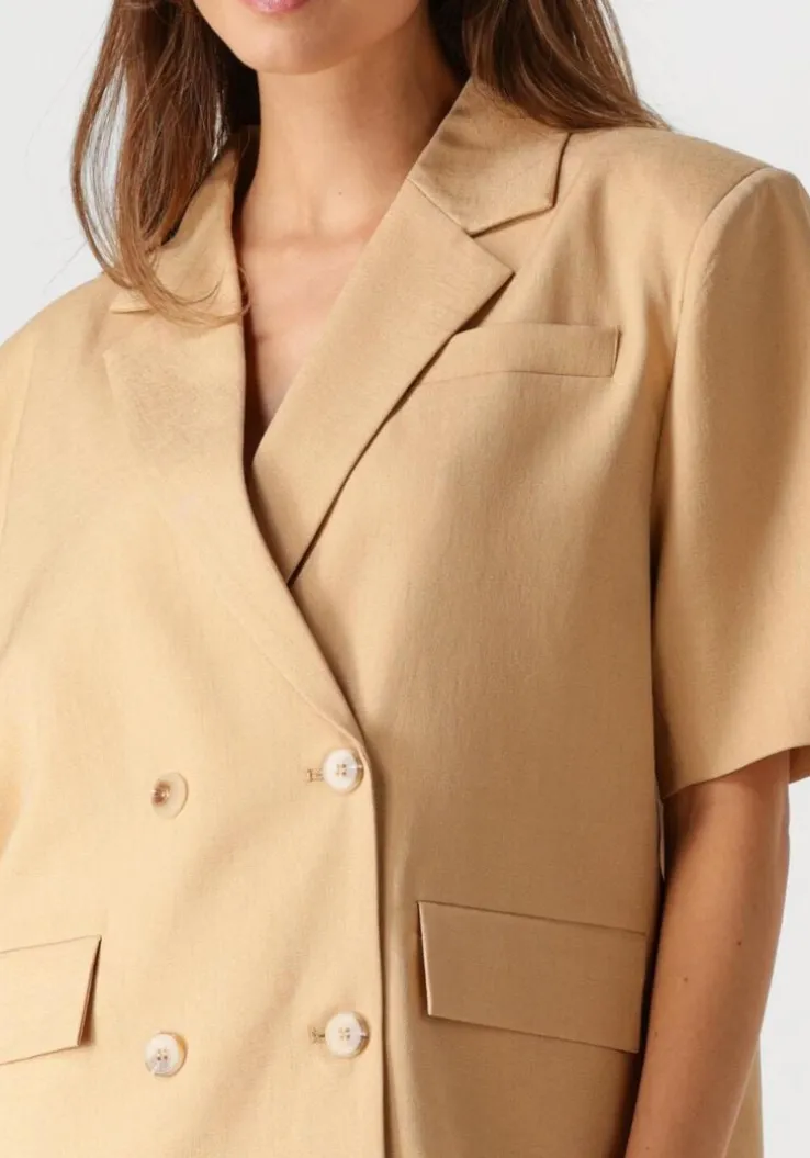 beige studio amaya blazer fendi
