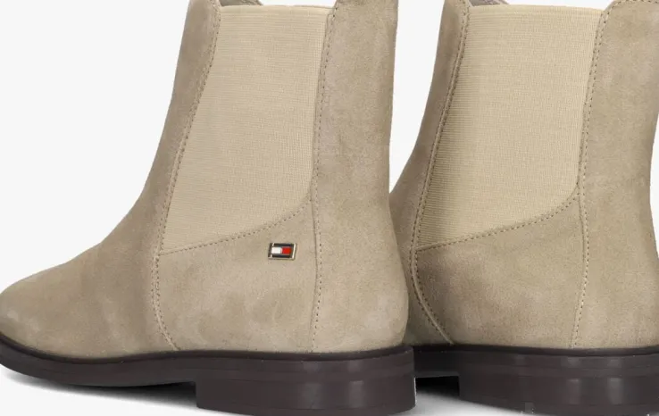 beige tommy hilfiger chelsea boots flag low chelsea