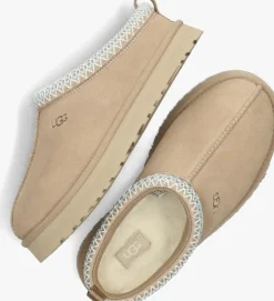 beige ugg pantoffels tazz k