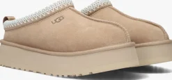 beige ugg pantoffels w tazz