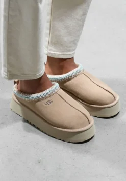 beige ugg pantoffels w tazz