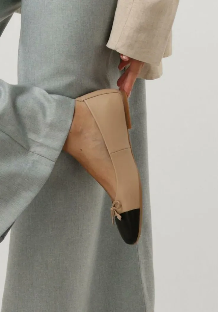 beige unisa ballerina's belle