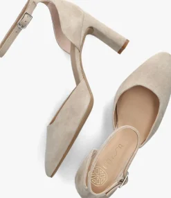 beige unisa pumps warren