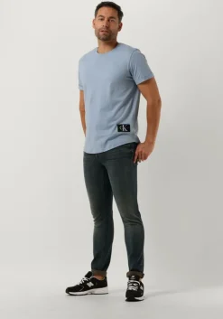 blauwe calvin klein t-shirt badge turn up sleeve