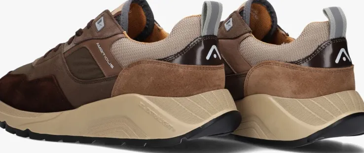 bruine ambitious lage sneakers strider