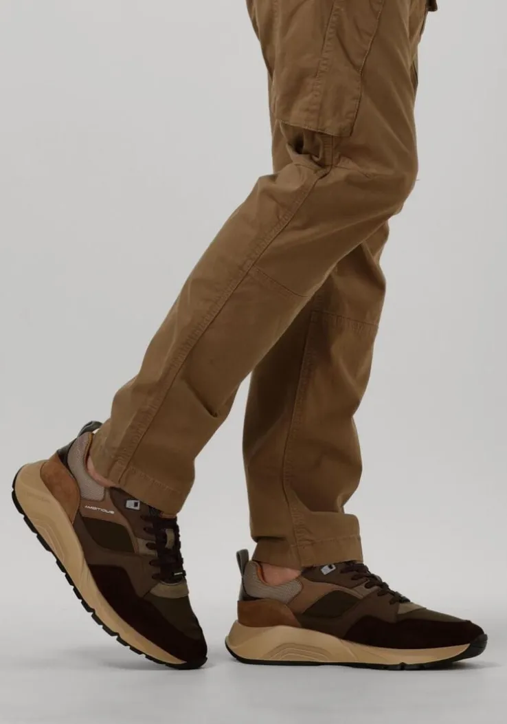 bruine ambitious lage sneakers strider