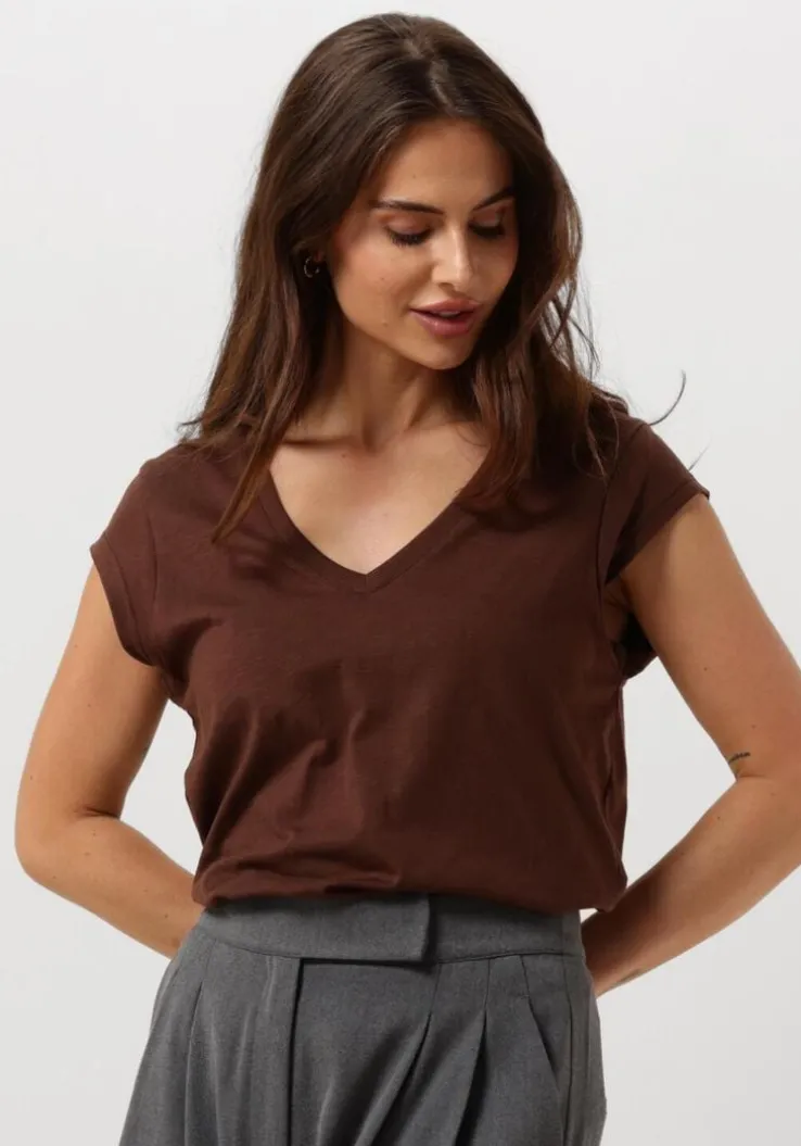 bruine cc heart t-shirt basic v-neck t-shirt