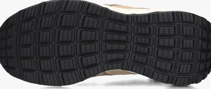 bruine maruti lage sneakers dora