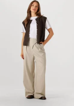 bruine neo noir vest everest knit vest