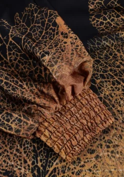 bruine summum blouses bow tie top border print