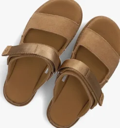 bruine ugg slippers w goldenstar glide