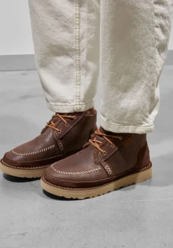 bruine ugg veterschoenen neumel crafted regenerate