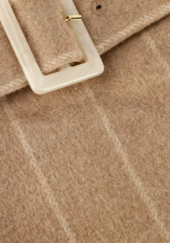 camel josh v minirok yvon