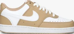 camel nike lage sneakers court vision low wmnsl