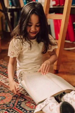 creme baje studio t-shirt loule