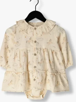 creme quincy mae jurken ruffle collar button dress