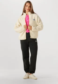 ecru american vintage faux fur jas hoktown woman