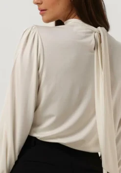 ecru knit-ted t-shirt jane top