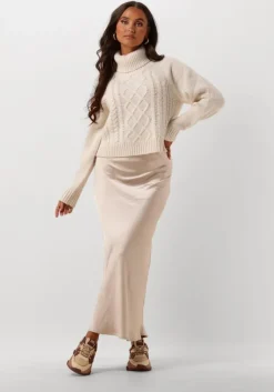 ecru notre-v coltrui nv-enide