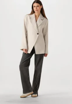 ecru second female blazer maximus fitted blazer