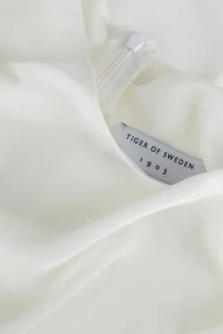 gebroken wit tiger of sweden top volon