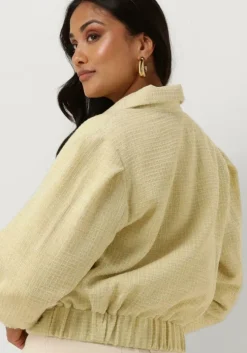 gele colourful rebel jack yuka boucle bomber jacket