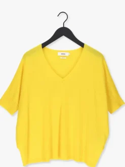 gele not shy trui aimee