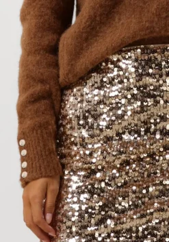 gouden josh v minirok nisha