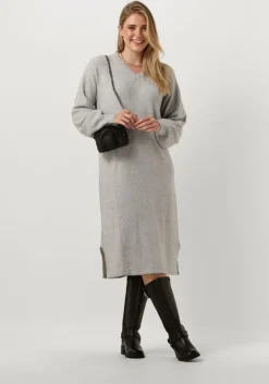 grijze minus midi jurk lilianne v-neck midi knit dress