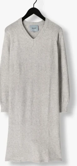 grijze minus midi jurk lilianne v-neck midi knit dress