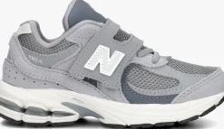 grijze new balance lage sneakers 2002